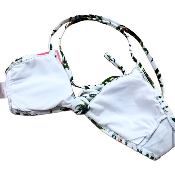 Xhilaration Juniors’ White Palm Bikini Top - Picture 7 of 13